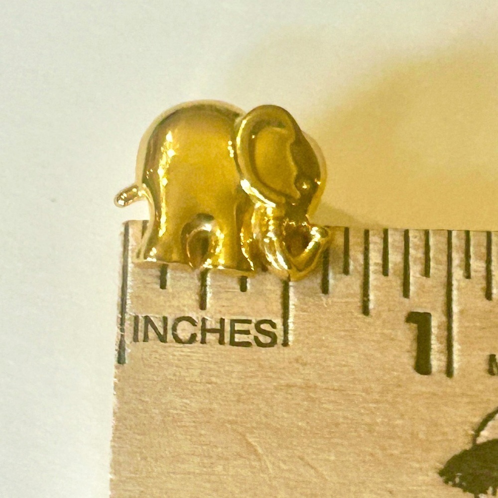 Vintage Gold Elephant Pin Brooch Jewelry Unisex - Picture 2 of 6